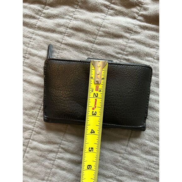 Kenneth Cole Pleather Black Envelope Wallet with Silver Hardware Snap - Picture 4 of 7